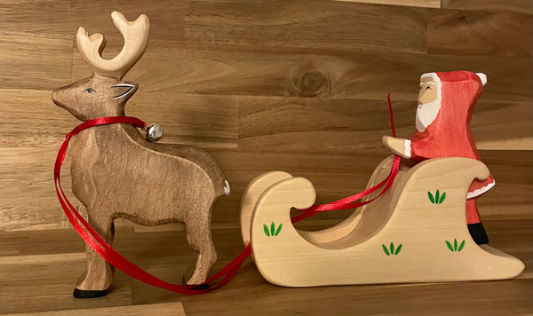 Père Noël et son traîneau et Renne- Santa, Sleigh, and Reindeer