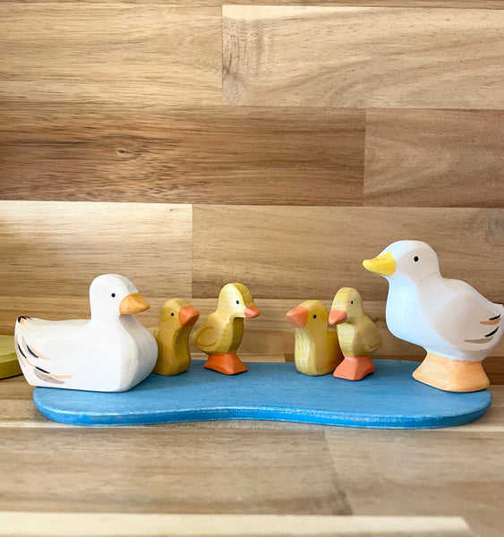 Ensemble Canards Blancs Et Leurs 4 Canetons - Set White Ducks And Their 4 Ducklings